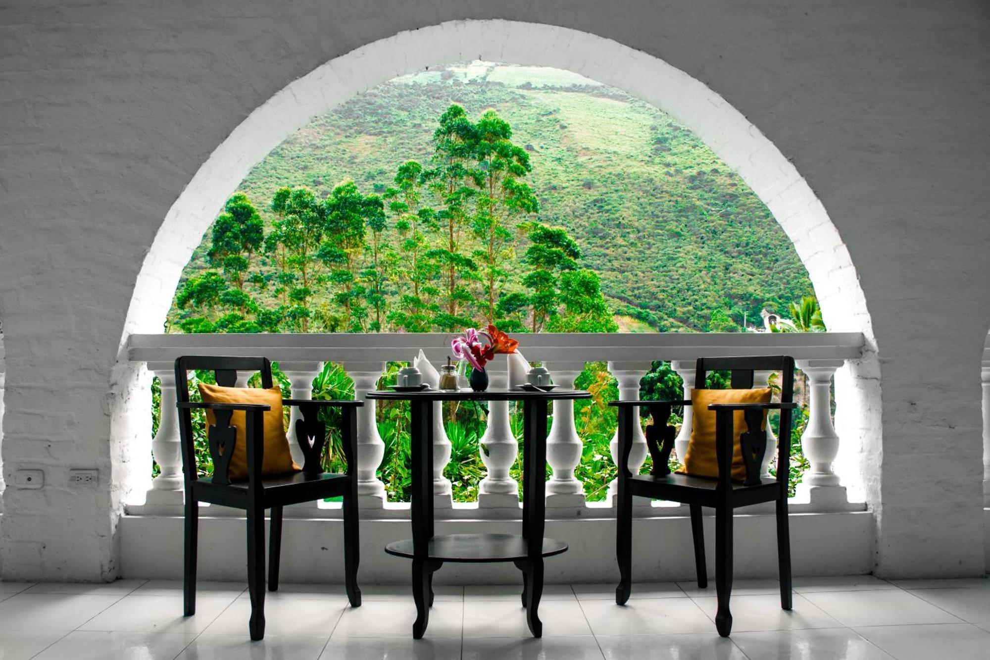Hosteria La Eterna Primavera Huigra Ngoại thất bức ảnh
