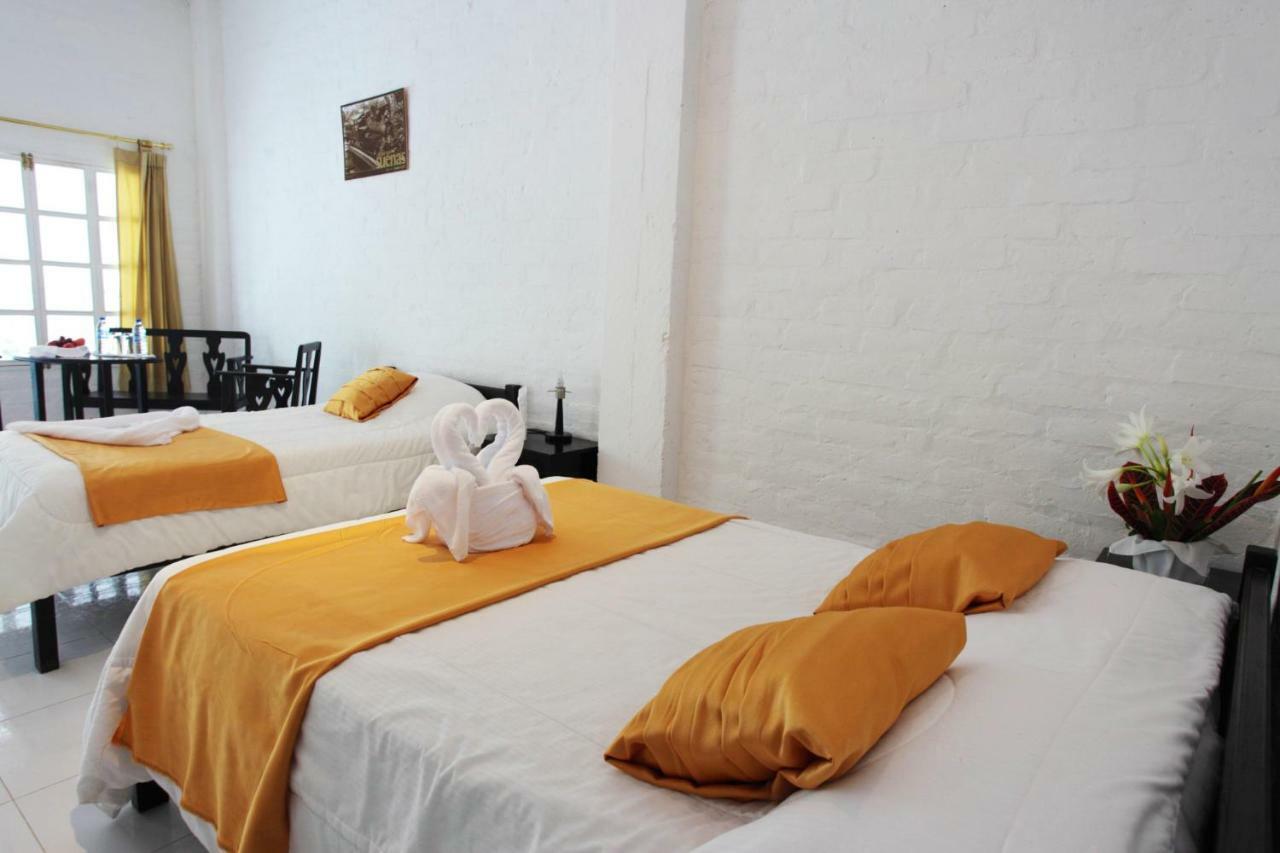 Hosteria La Eterna Primavera Huigra Ngoại thất bức ảnh