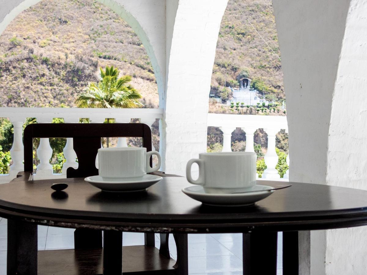 Hosteria La Eterna Primavera Huigra Ngoại thất bức ảnh
